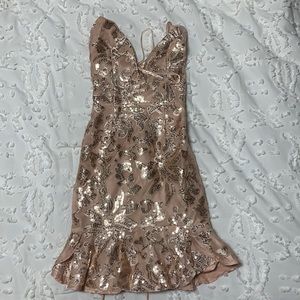 Selfie Leslie glitter dress!